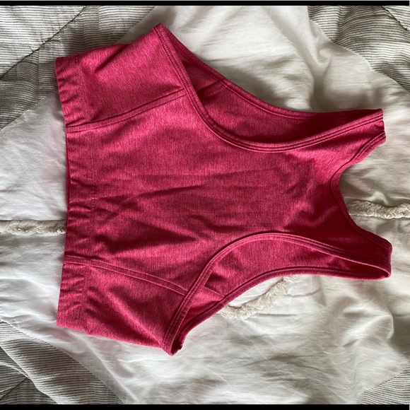 Like new, worn once Outdoor Voices Athena crop top - Picture 2 of 4
